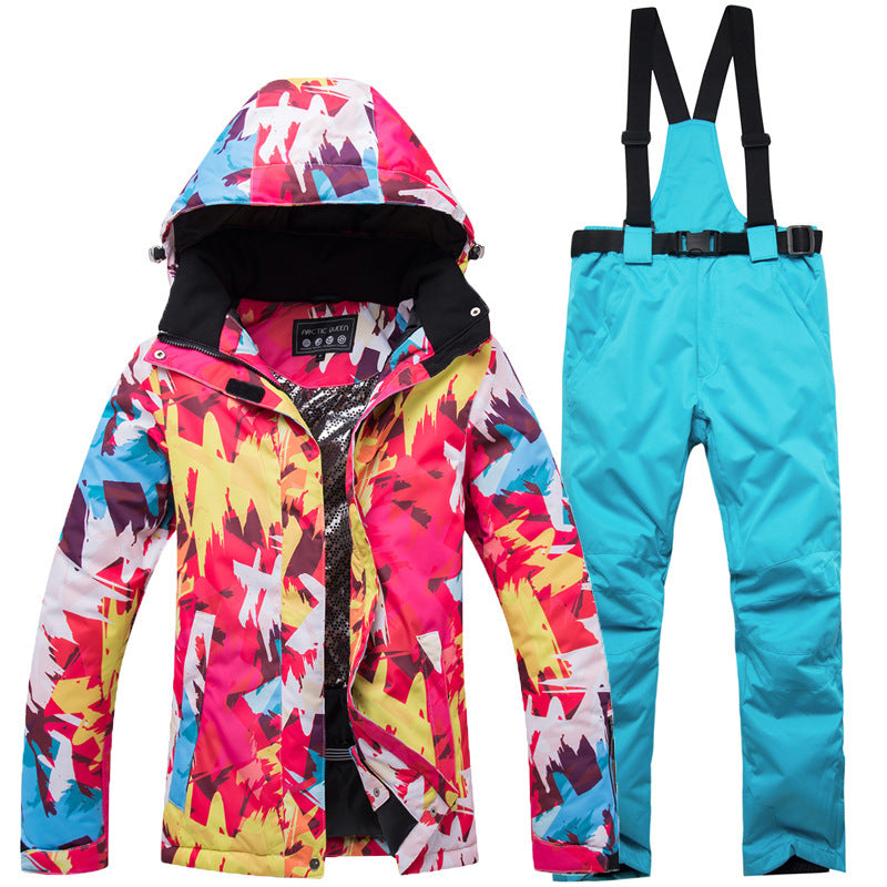 Windproof and warm ski suit