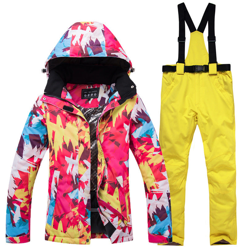 Windproof and warm ski suit