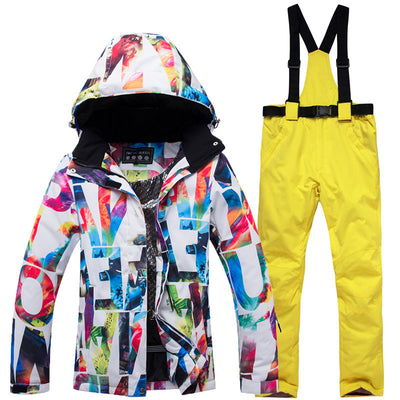 Windproof and warm ski suit